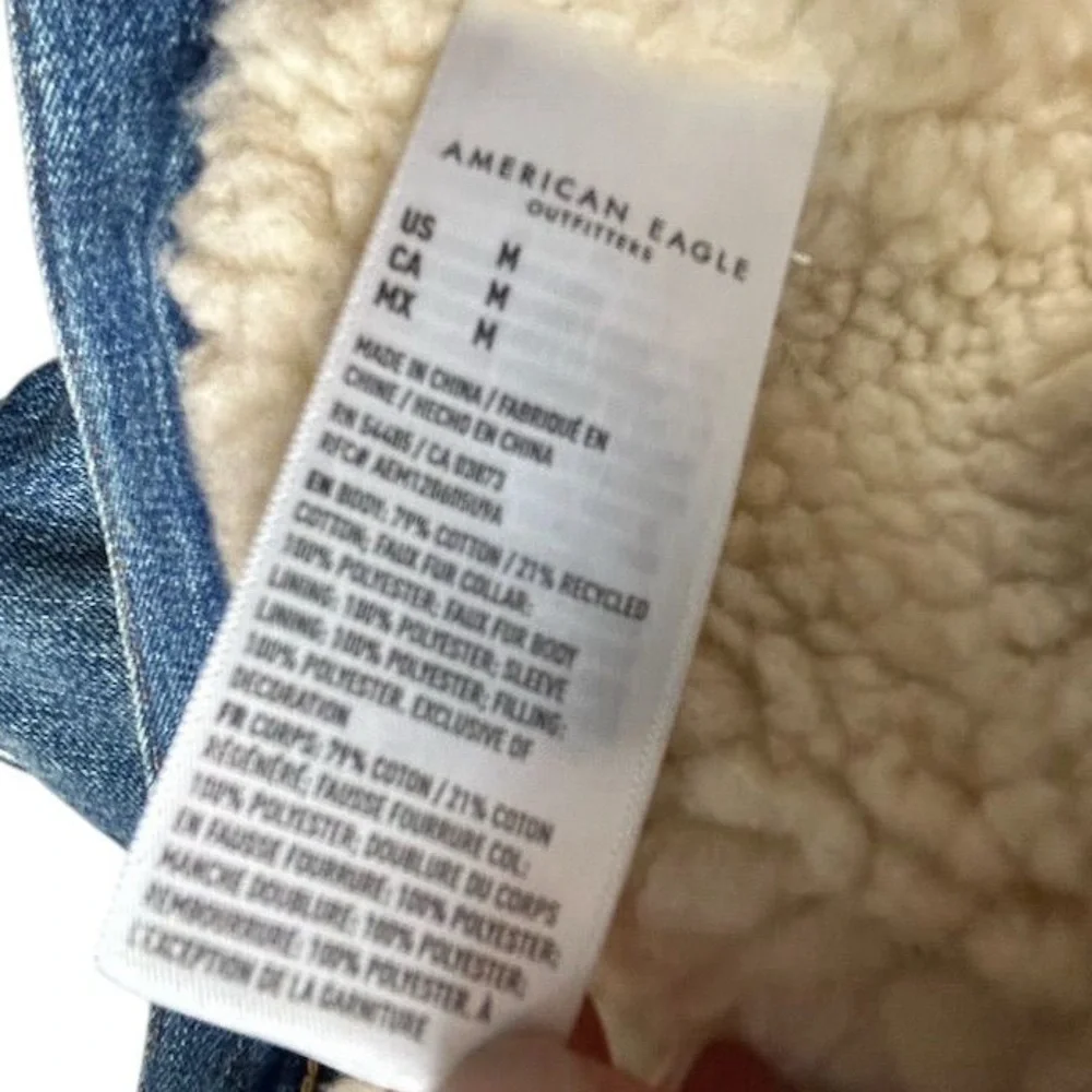 American Eagle Men's Sherpa Lined Denim Trucker Jacket Blue‎ Size M
